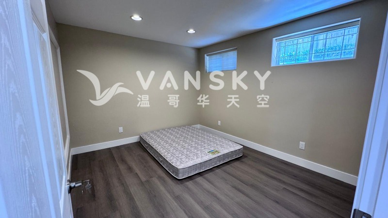 260730152414_58 bed 2.jpg